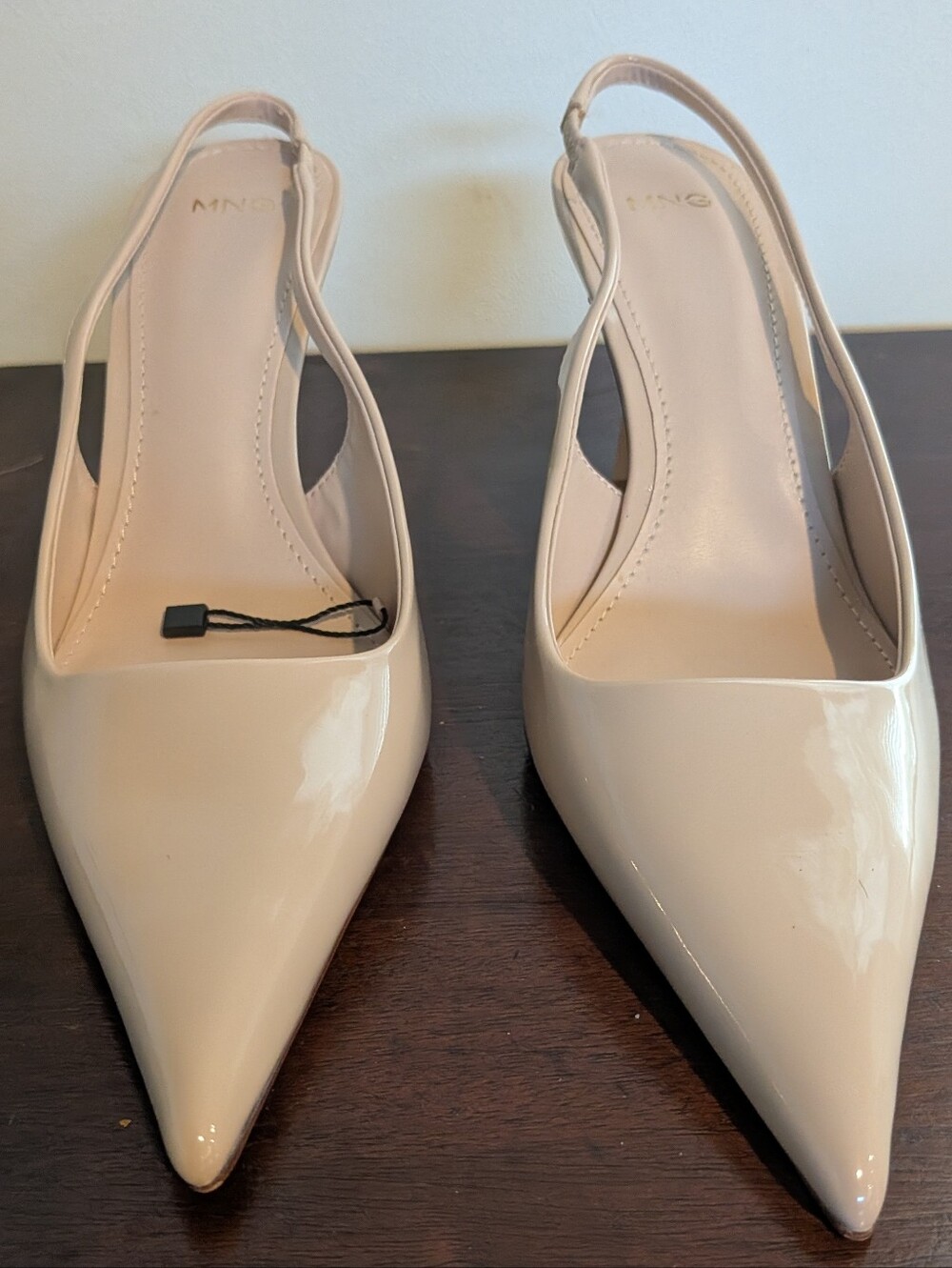 Mango Pointed Slingback Pumps in Nude Patent Sz 7
